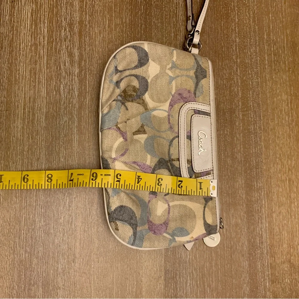 Y2K Coach wristlet - Picture 3 of 11